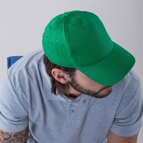 Capellino con visiera tinta unica