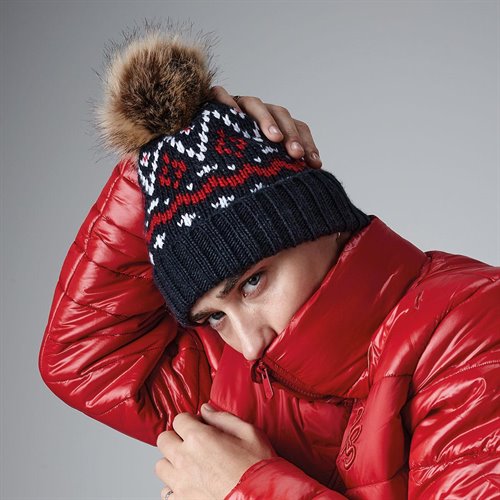 Berretto con pon pon removibile